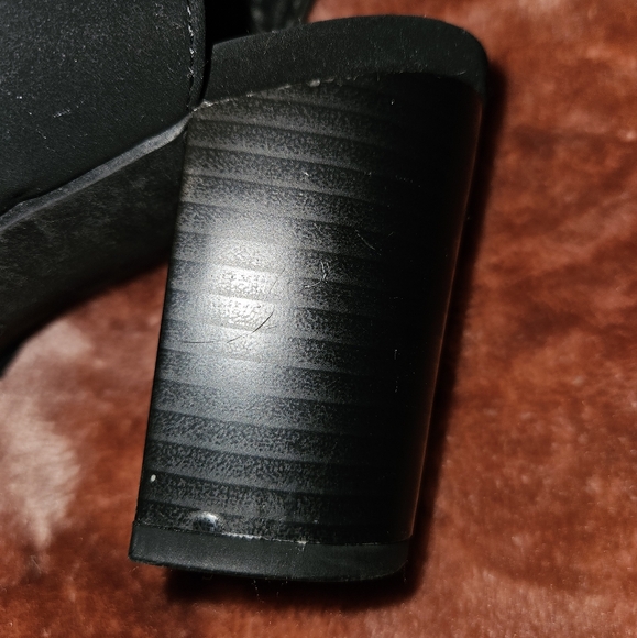 Top Moda Black Heels - Picture 8 of 12